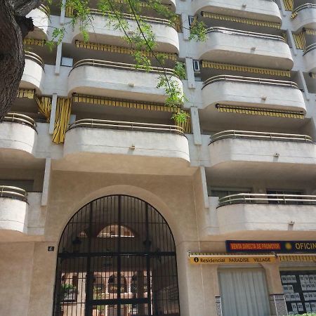 Bonito Apartamento con varias piscinas Salou Bagian luar foto