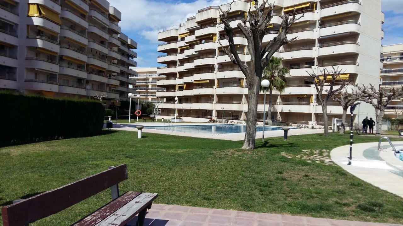 Bonito Apartamento con varias piscinas Salou Bagian luar foto