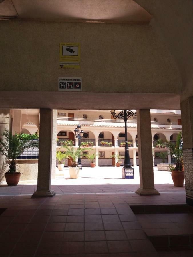 Bonito Apartamento con varias piscinas Salou Bagian luar foto
